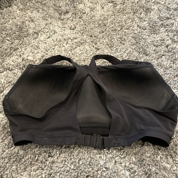 Black Incredible Max High Impact Sports Bra, 38DD - Picture 2 of 3